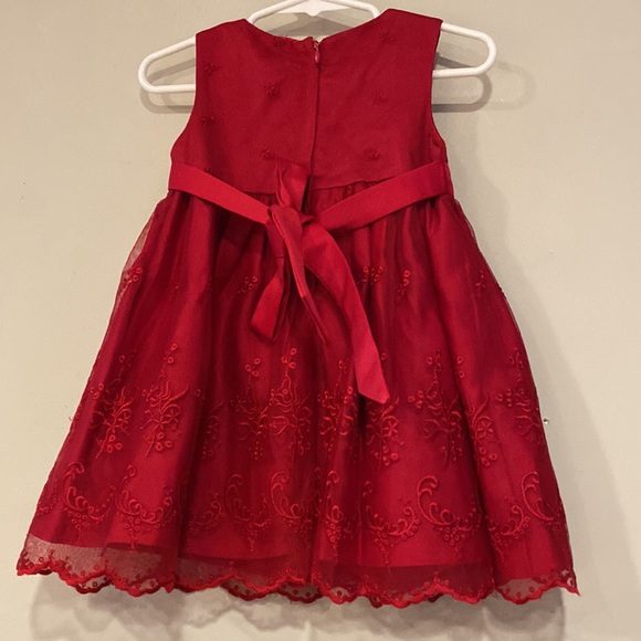 Princess wear 18M dress - Picture 4 of 10